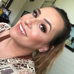 Meet your Posher, Darlene